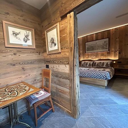Hibou Chambres - กอนเญ ภายนอก รูปภาพ