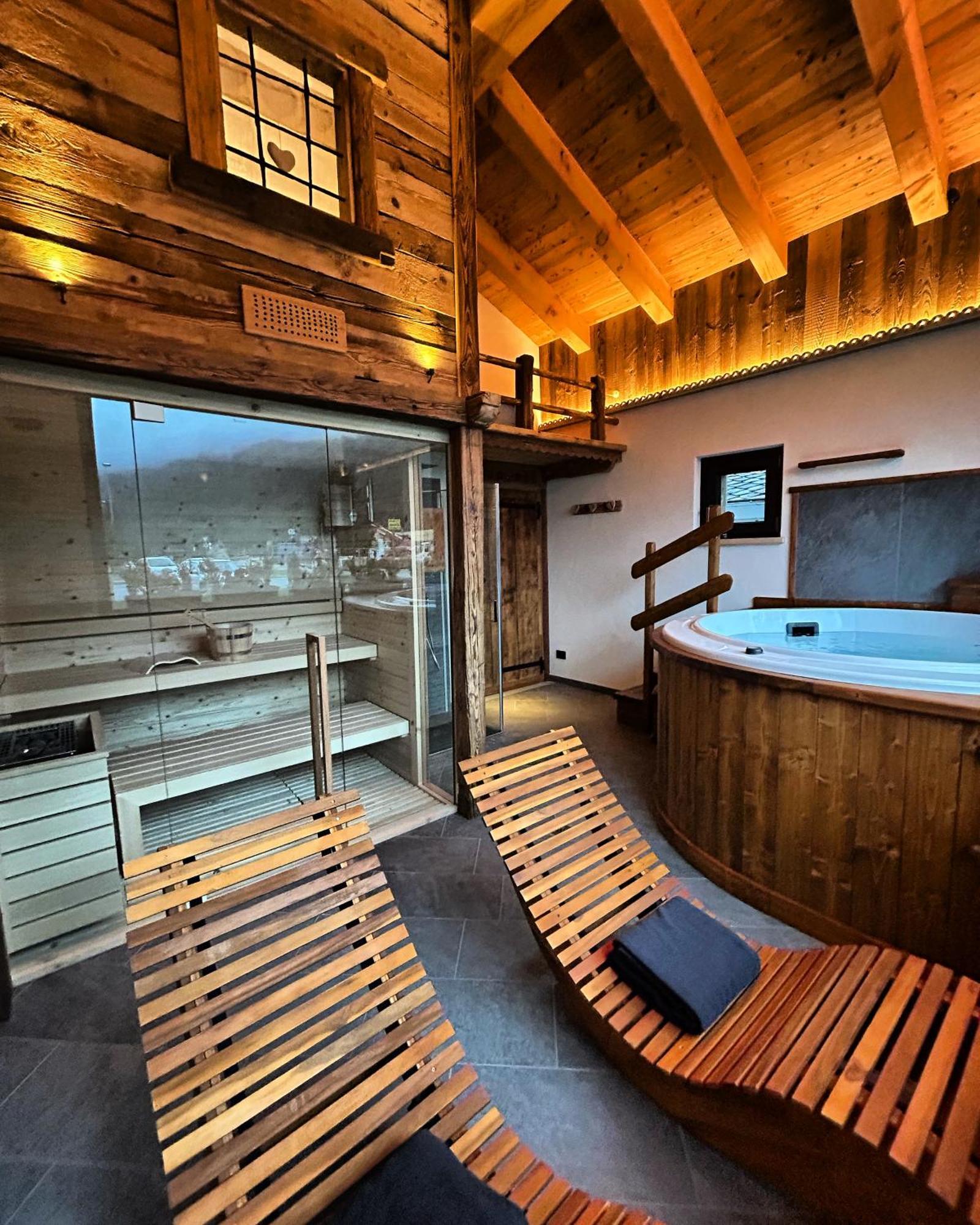 Hibou Chambres - กอนเญ ภายนอก รูปภาพ