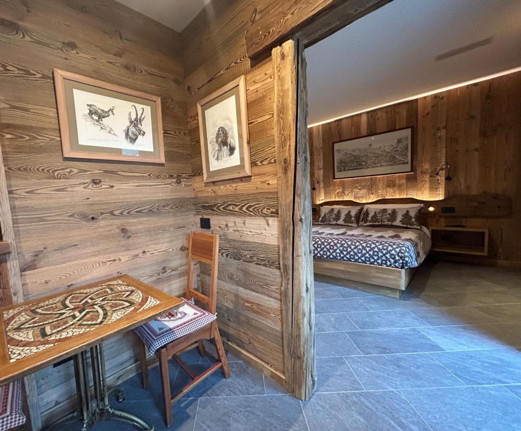 Hibou Chambres - กอนเญ ภายนอก รูปภาพ